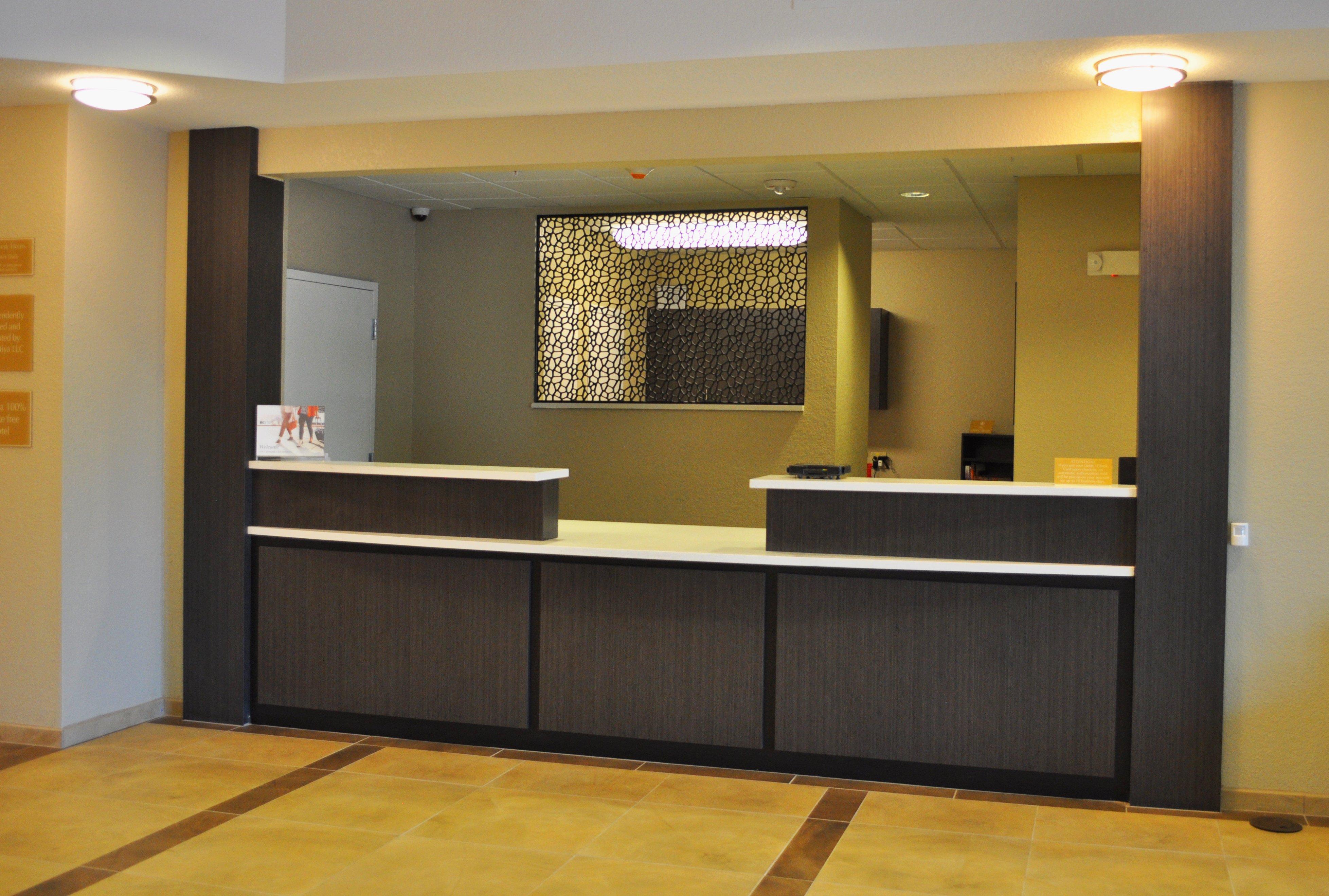 Candlewood Suites Bay City By Ihg Экстерьер фото