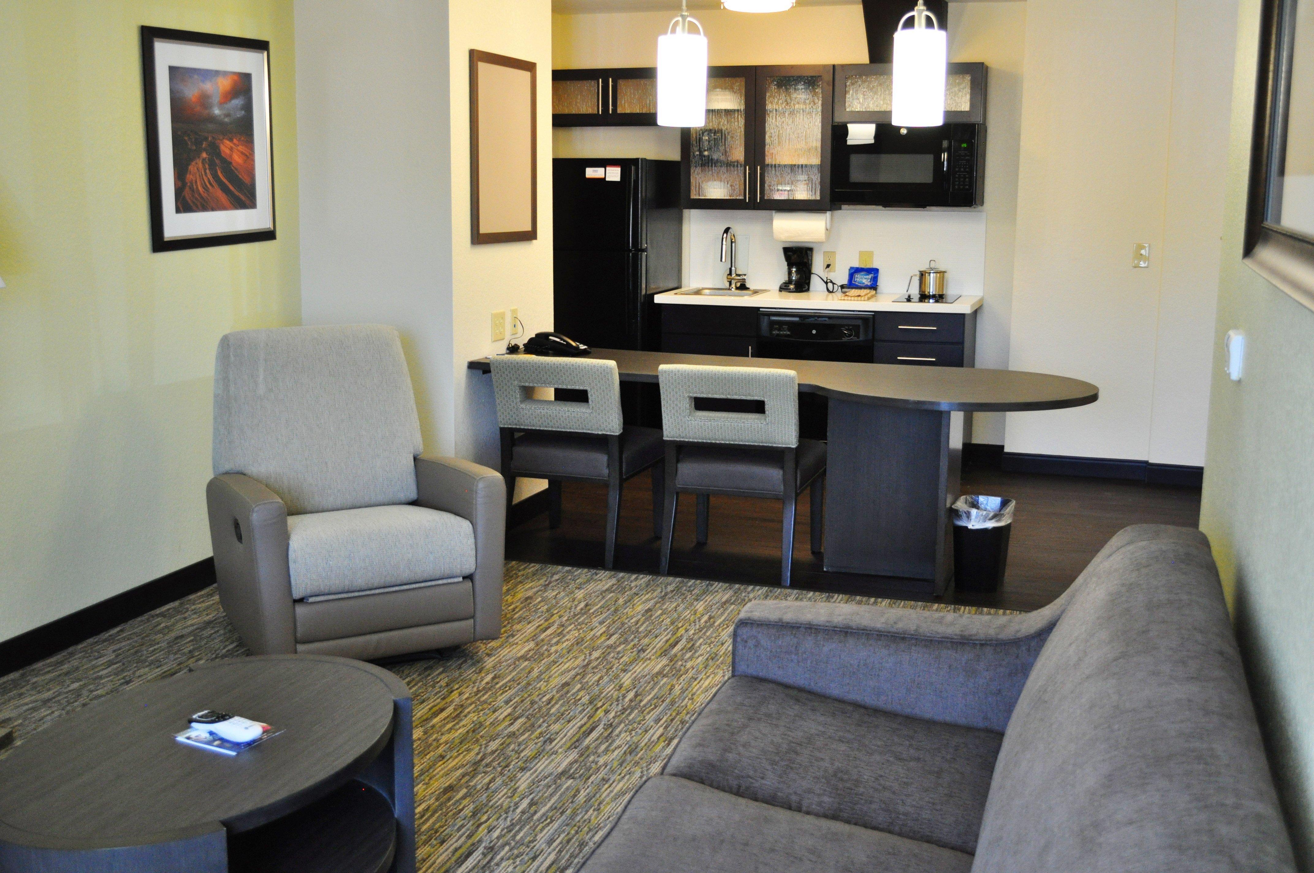 Candlewood Suites Bay City By Ihg Экстерьер фото