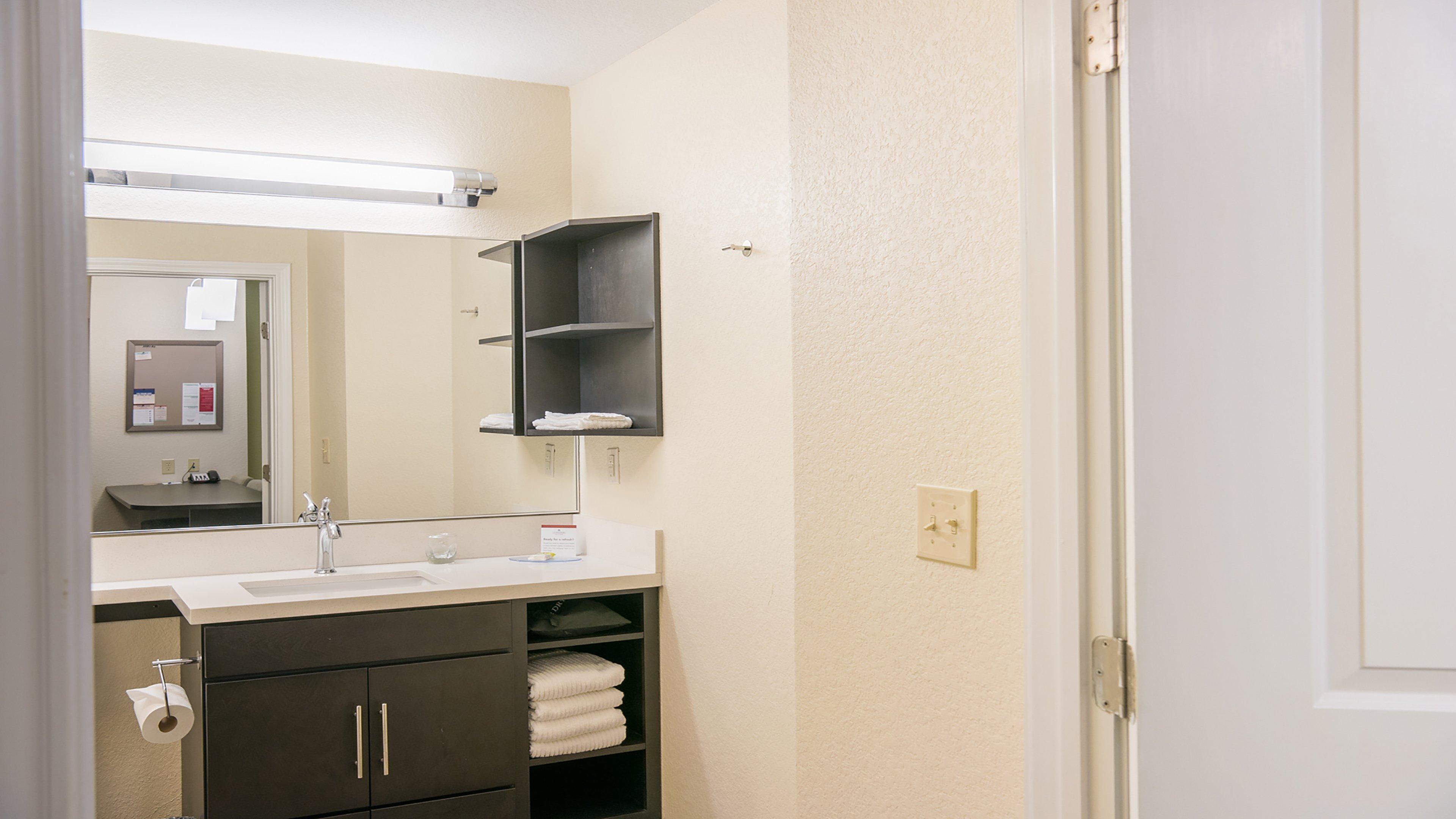 Candlewood Suites Bay City By Ihg Экстерьер фото